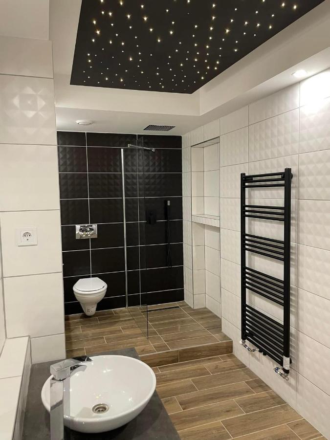 Karos Night Sky Apartment Zalakaros Luaran gambar