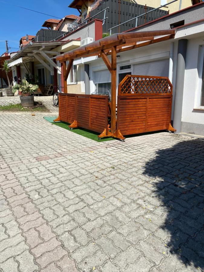 Karos Night Sky Apartment Zalakaros Luaran gambar